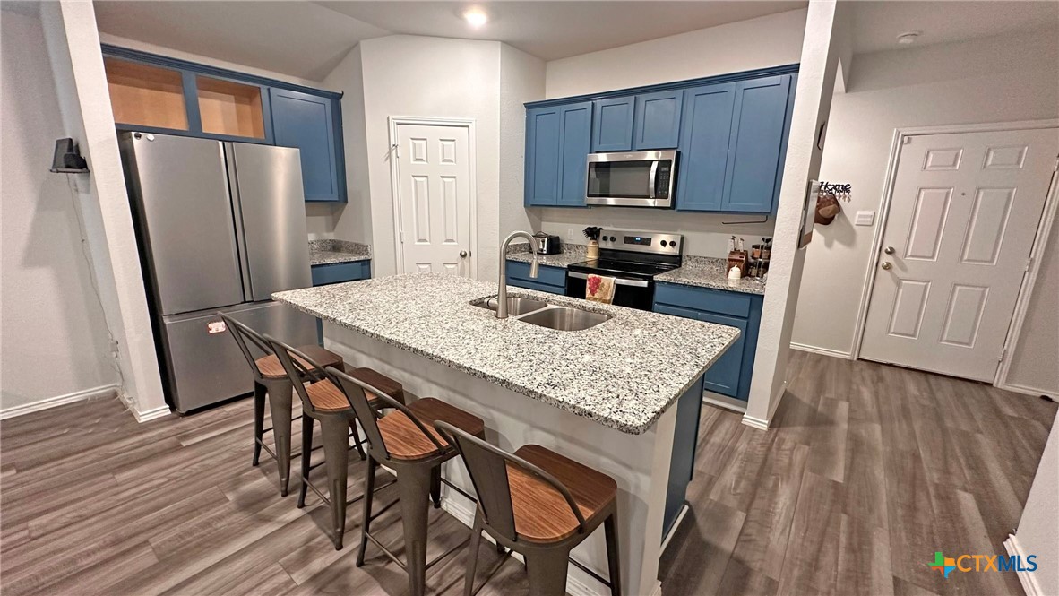 main property photo 5