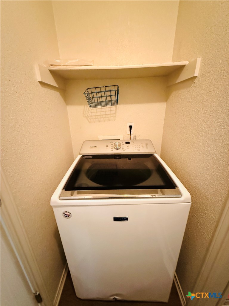 main property photo 8