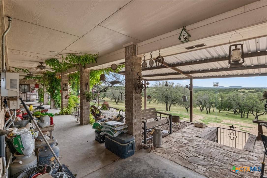 main property photo 41