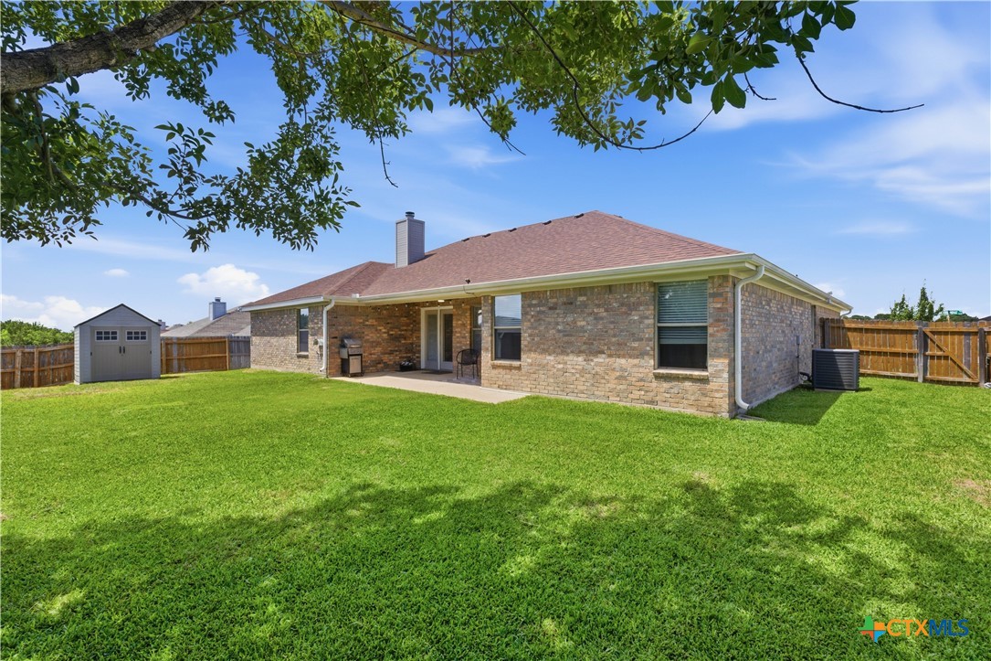 main property photo 34