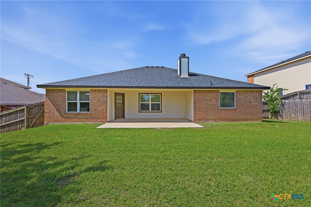 main property photo 32