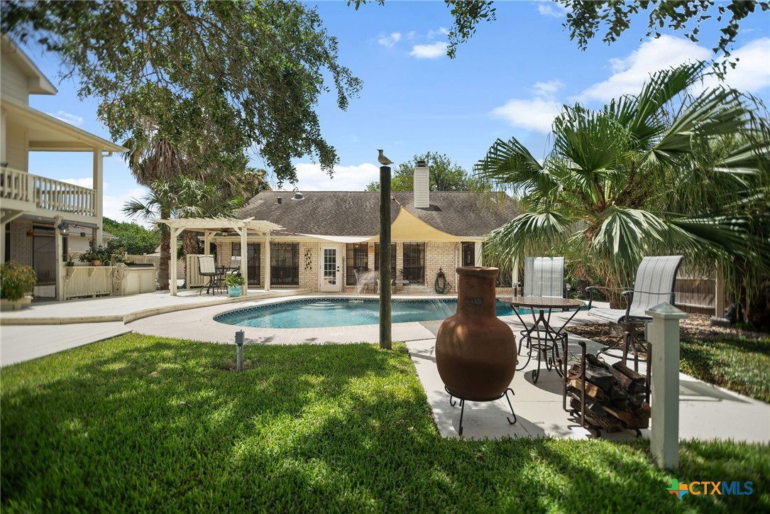 main property photo 7