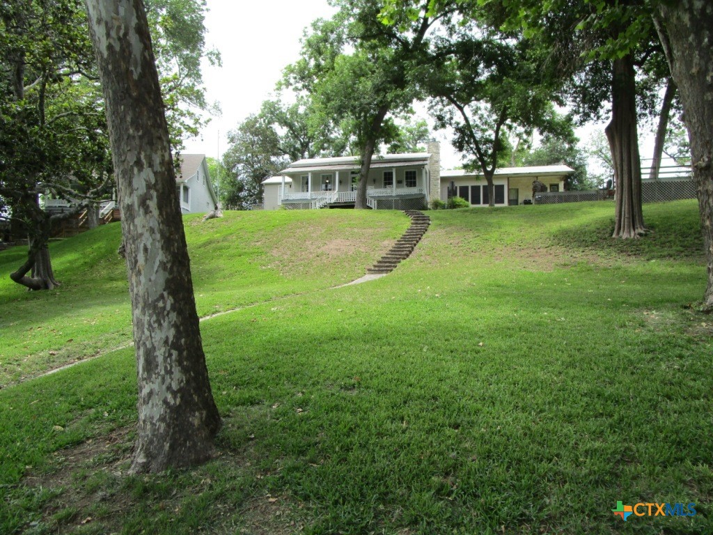 main property photo 9