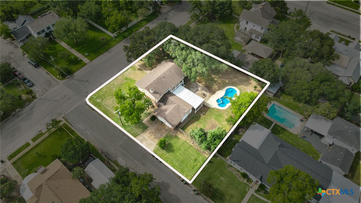 main property photo 47