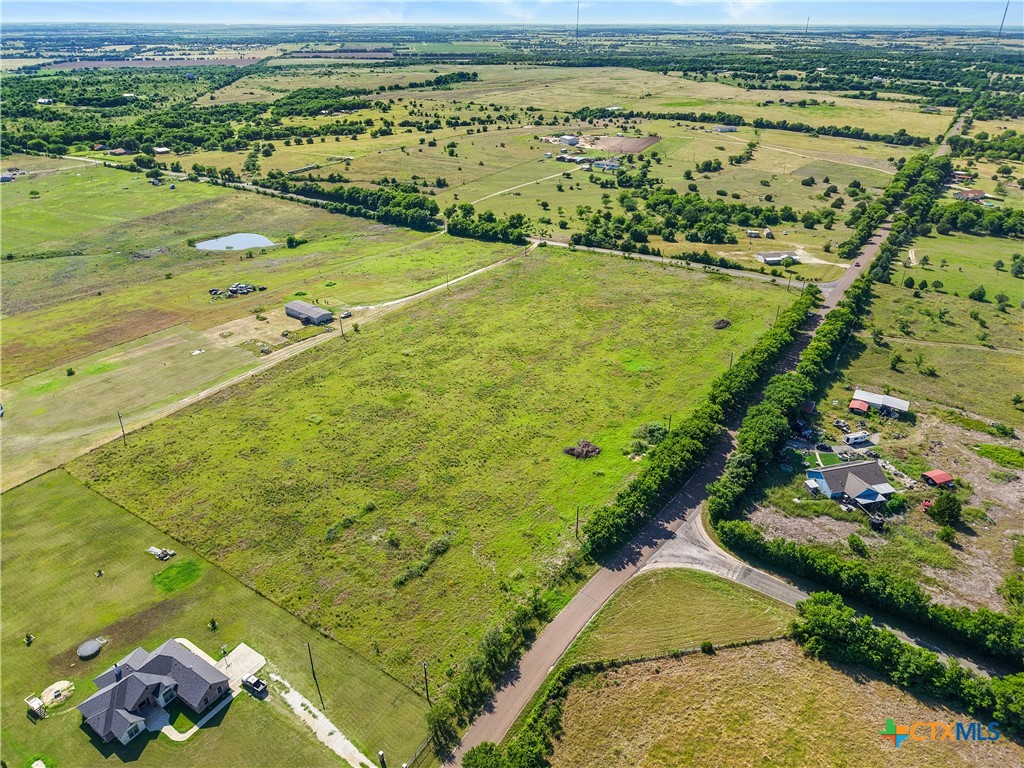 main property photo 16
