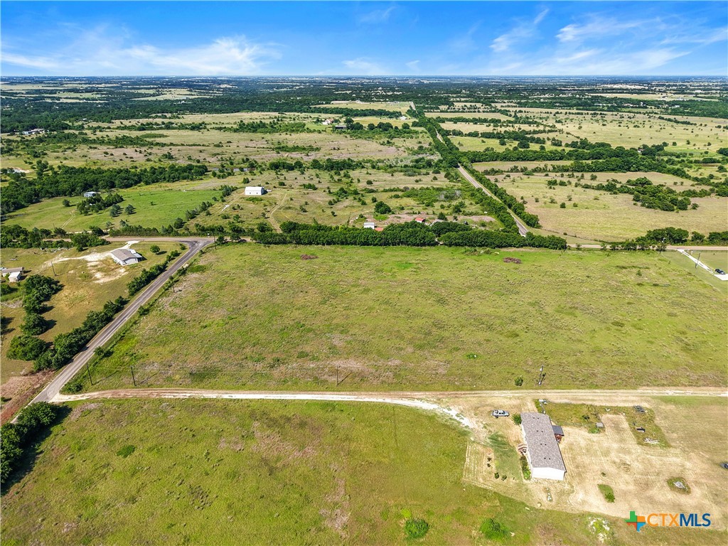 main property photo 9