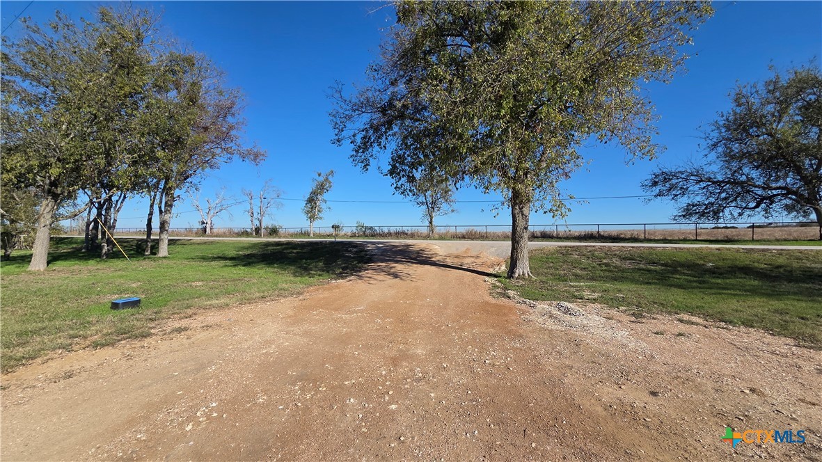 main property photo 37