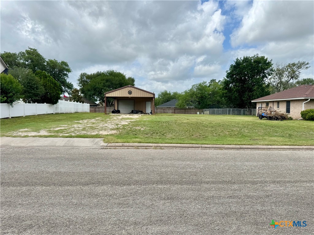 main property photo 4