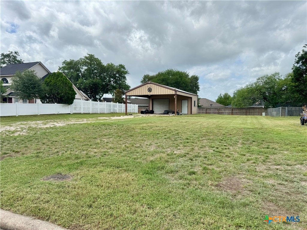 main property photo 5