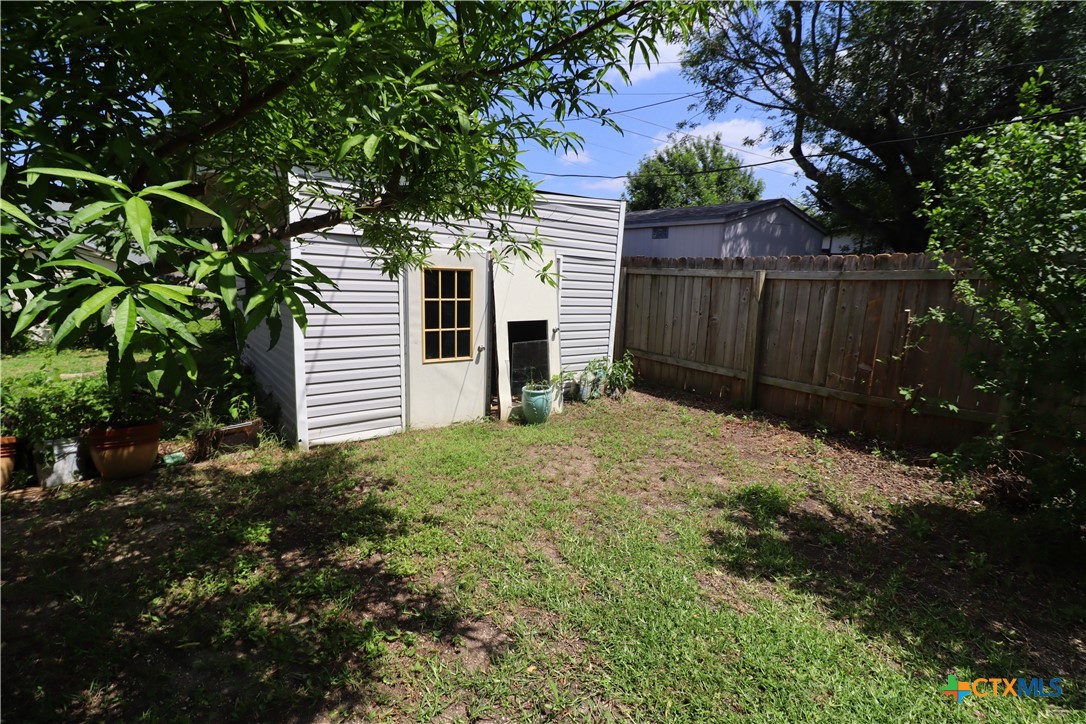 main property photo 36
