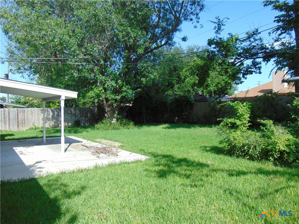 main property photo 23