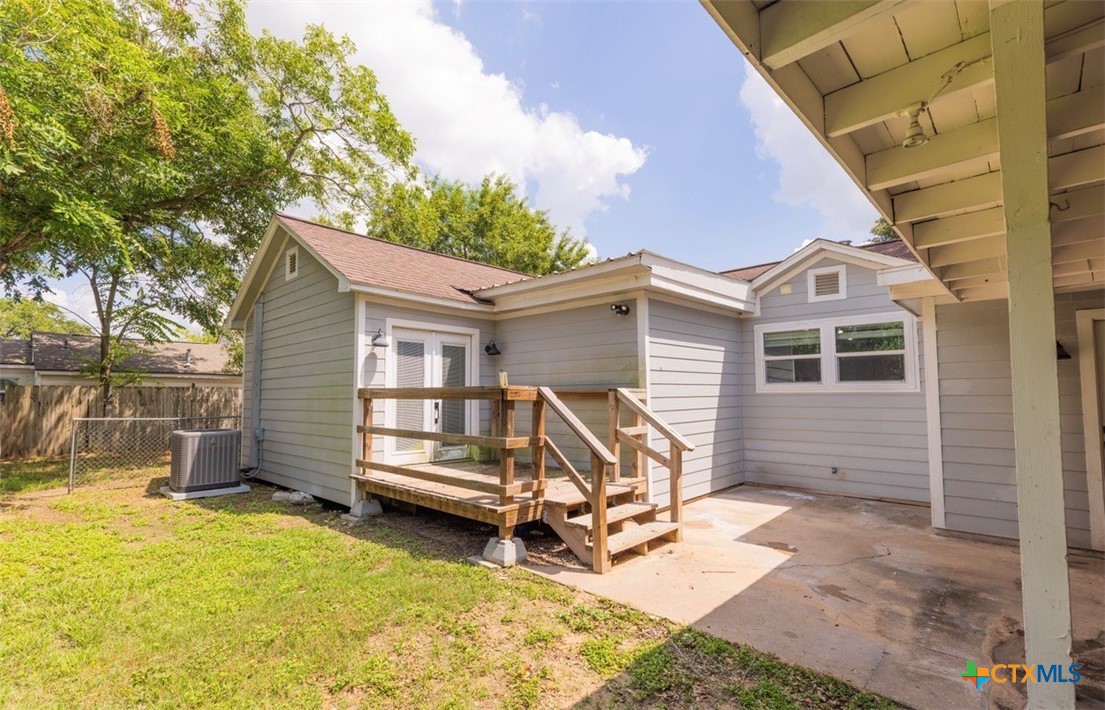 main property photo 35