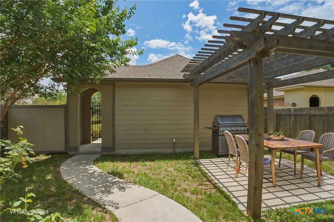 main property photo 18