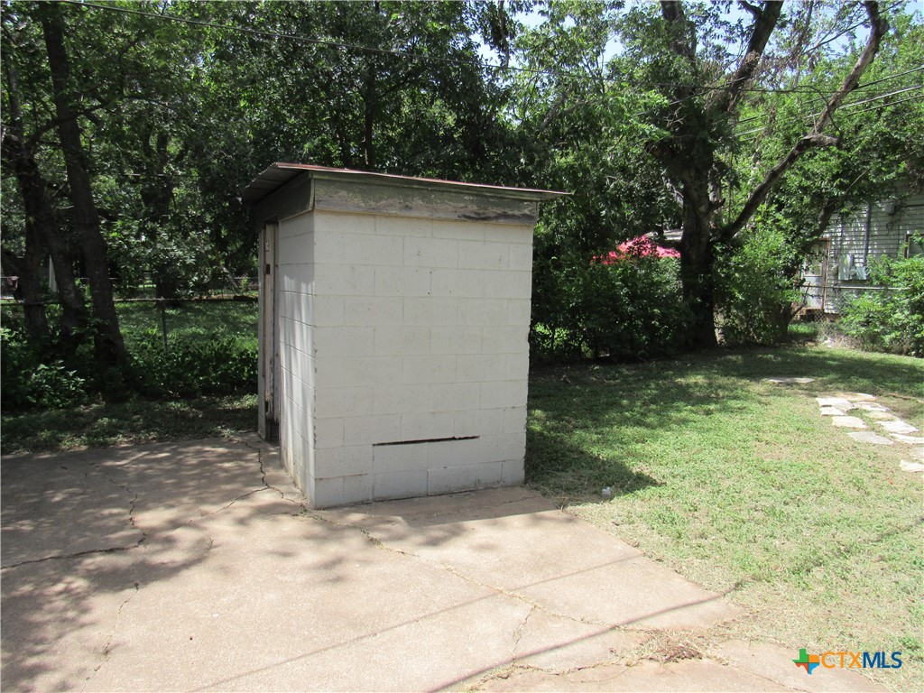 main property photo 15