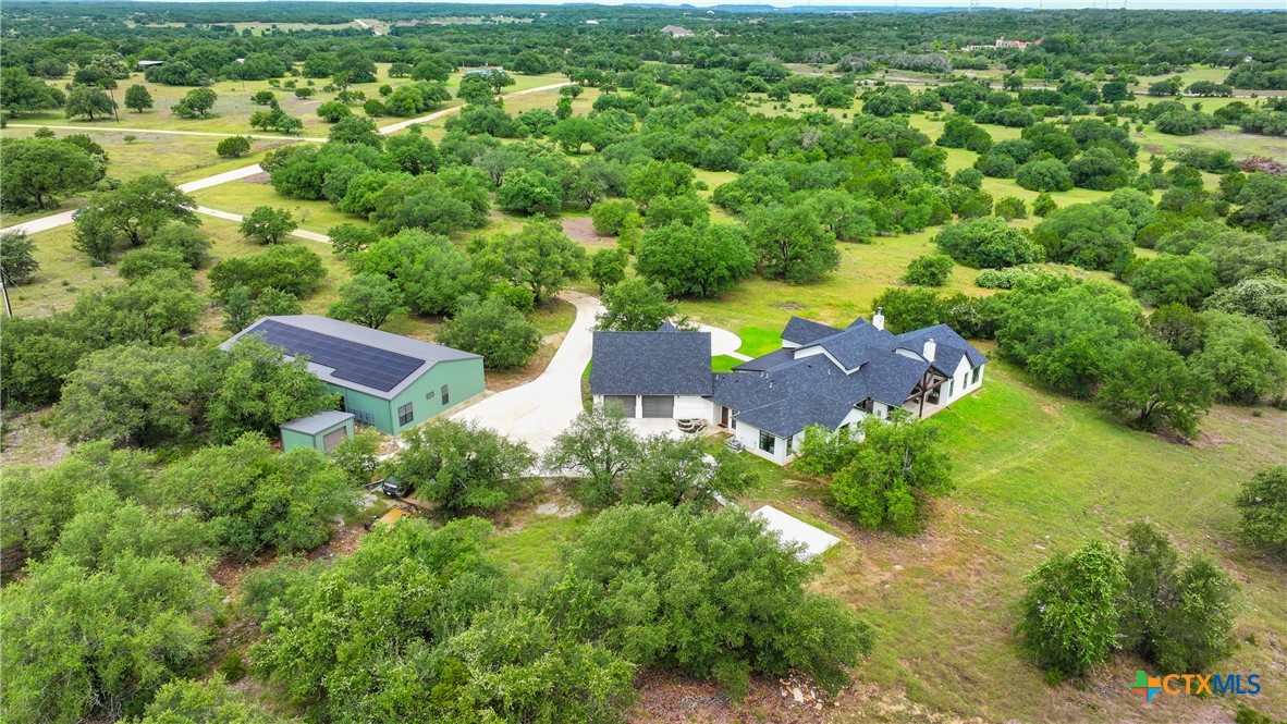 main property photo 40