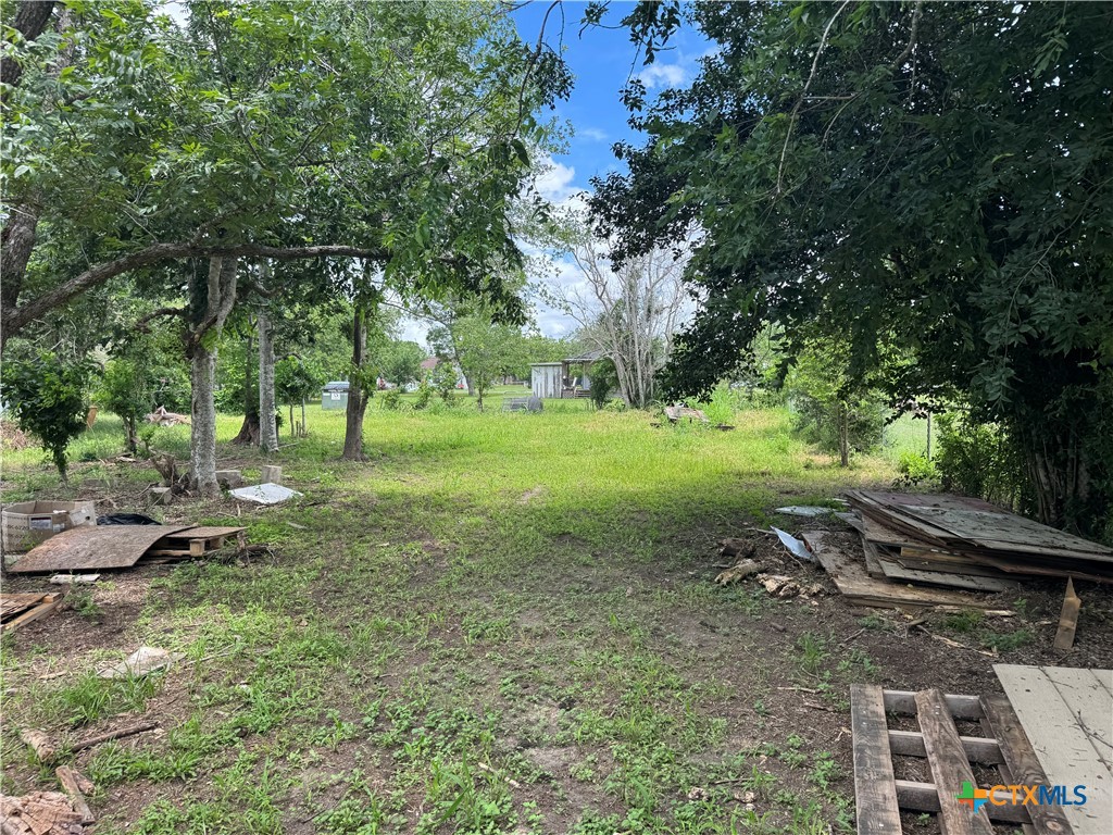 main property photo 6