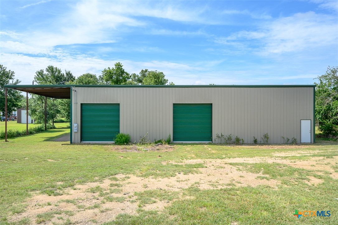main property photo 33