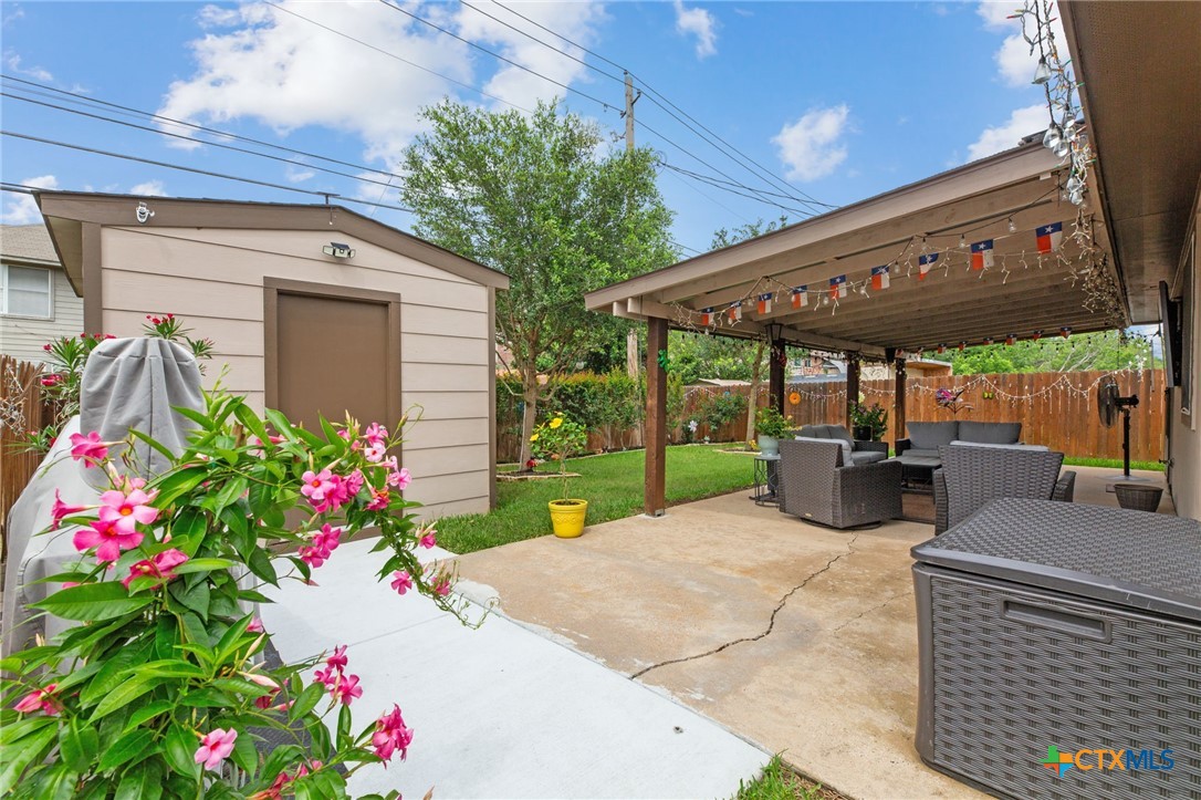 main property photo 29