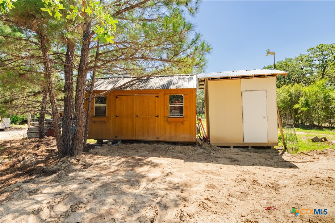 main property photo 25
