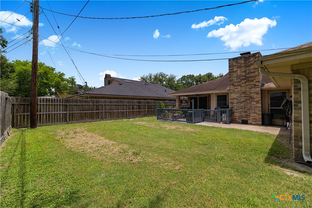 main property photo 29