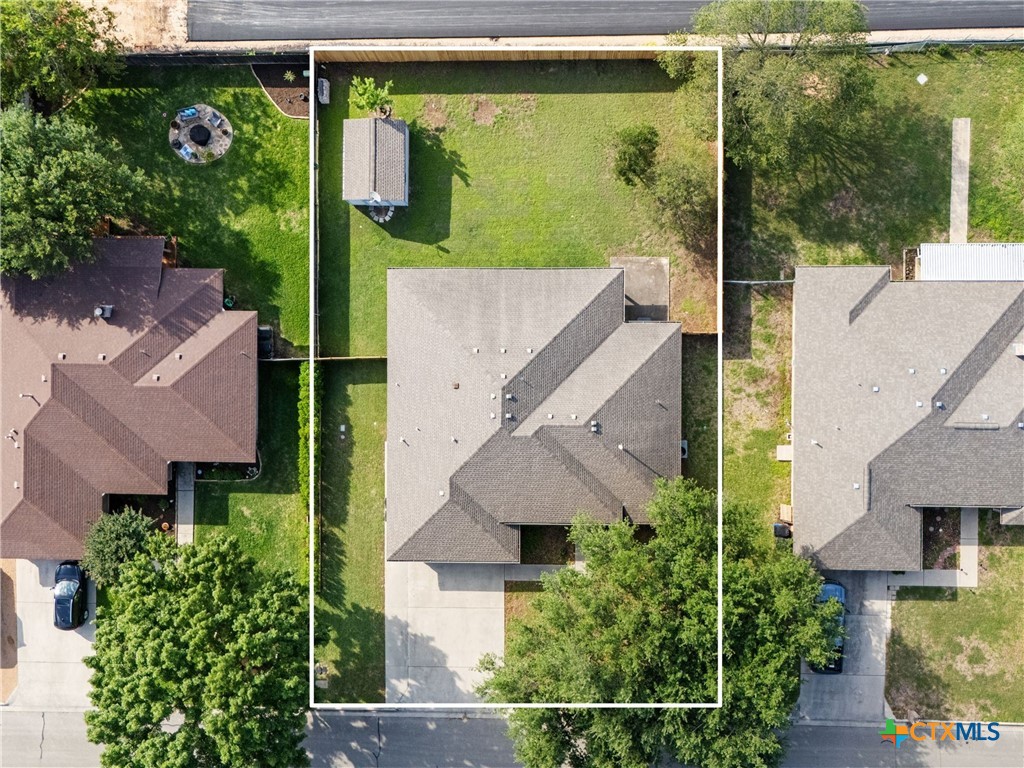 main property photo 31