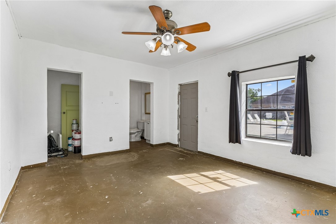 main property photo 37