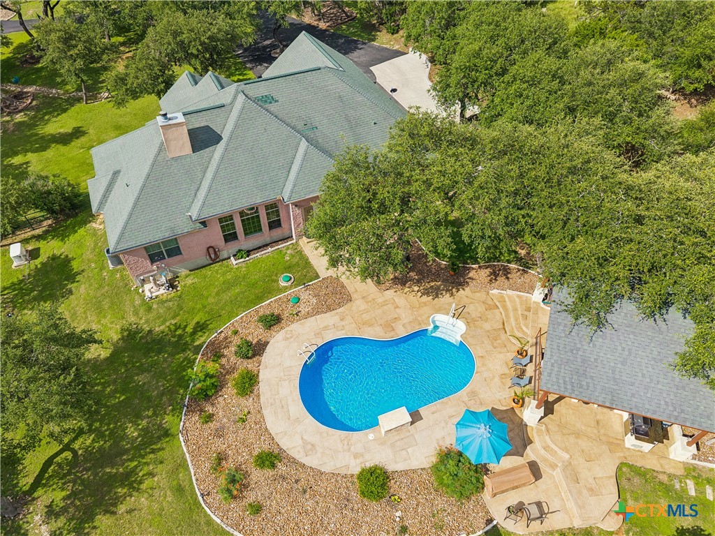 main property photo 44