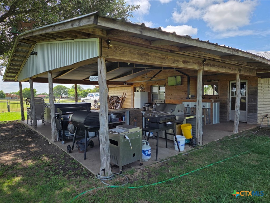 main property photo 21