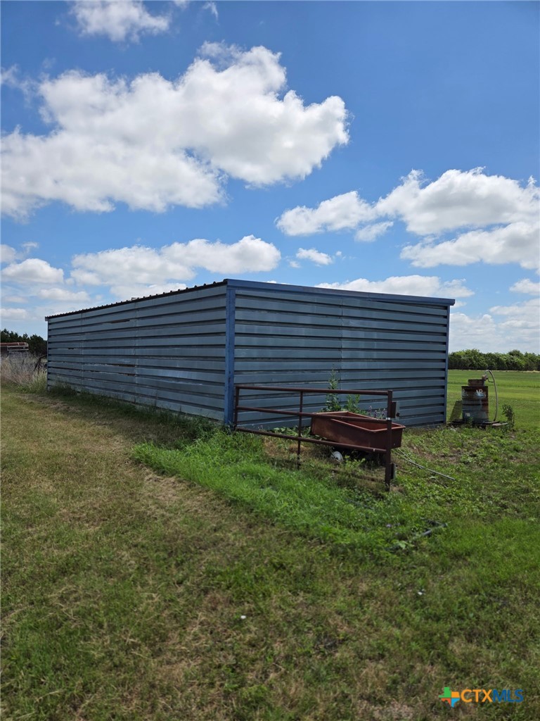 main property photo 37