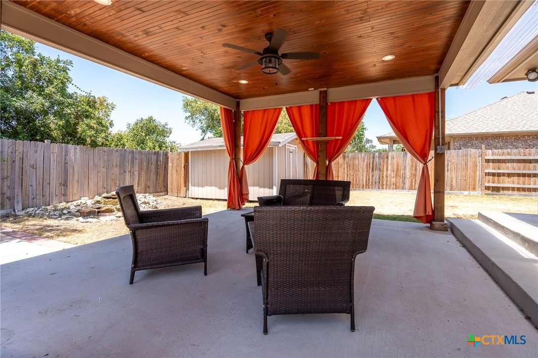 main property photo 41