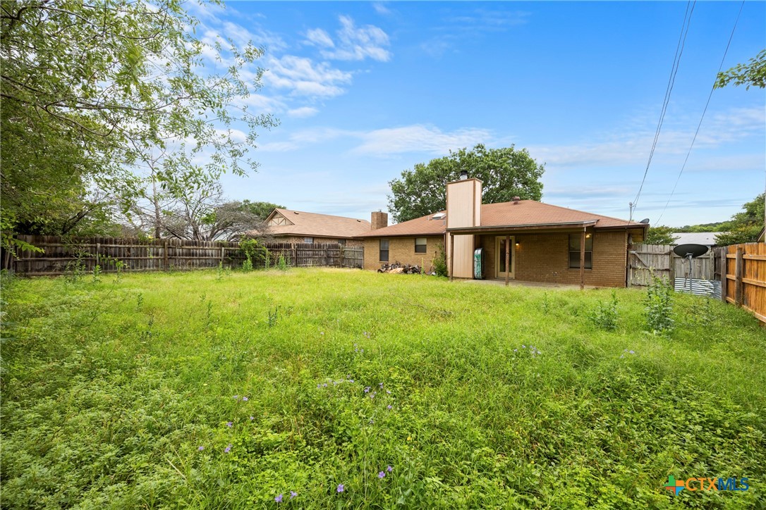 main property photo 16
