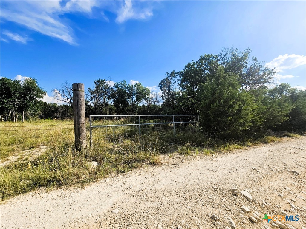 main property photo 26