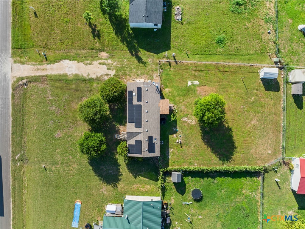 main property photo 31