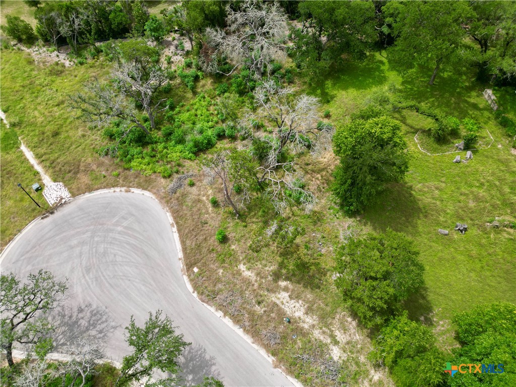 main property photo 11