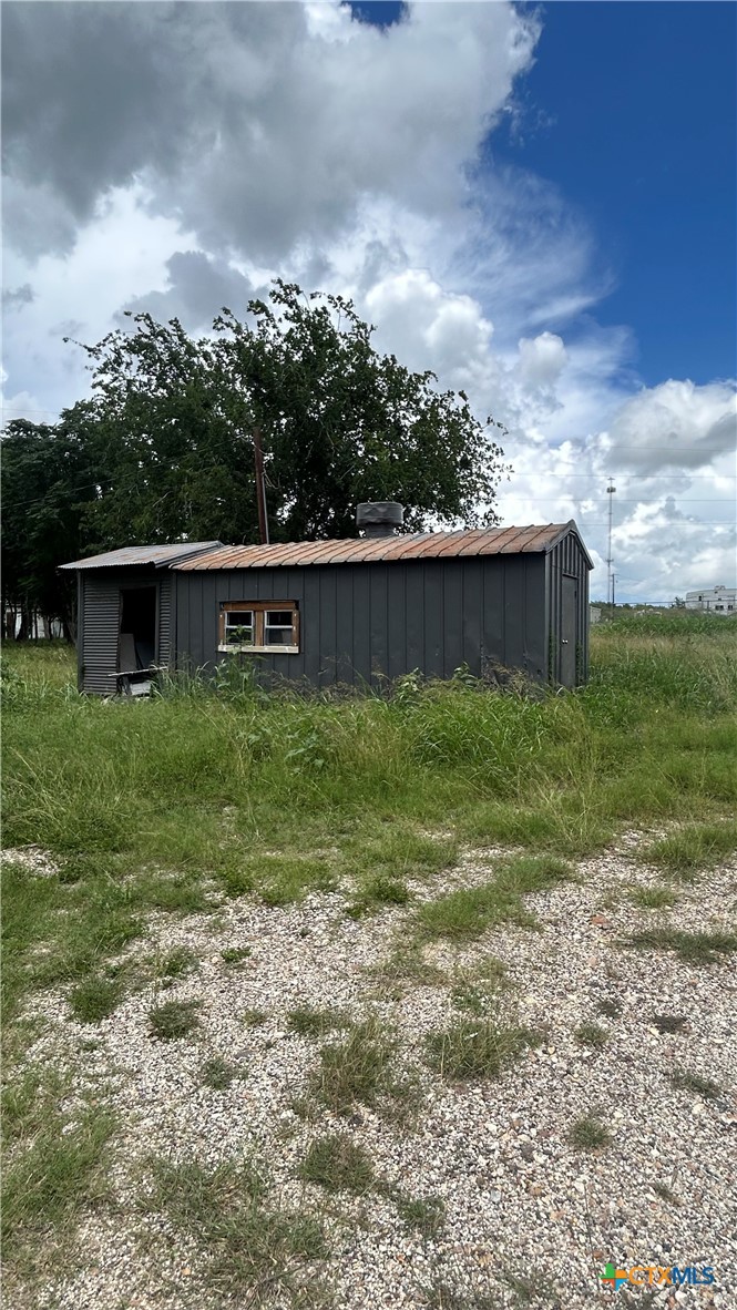 main property photo 10