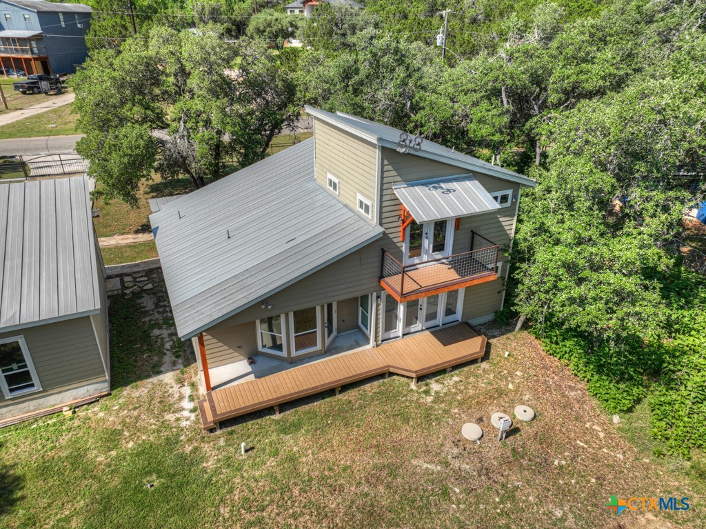 main property photo 40