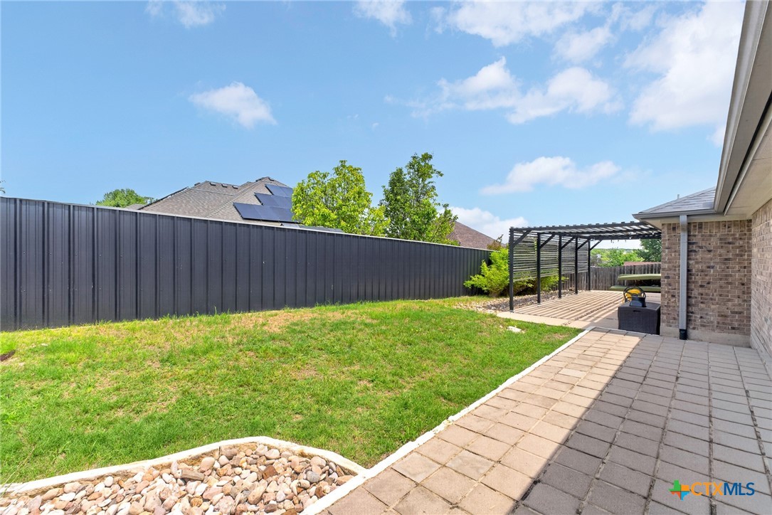 main property photo 29