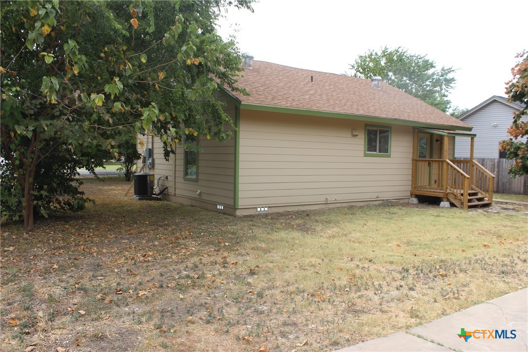 main property photo 23