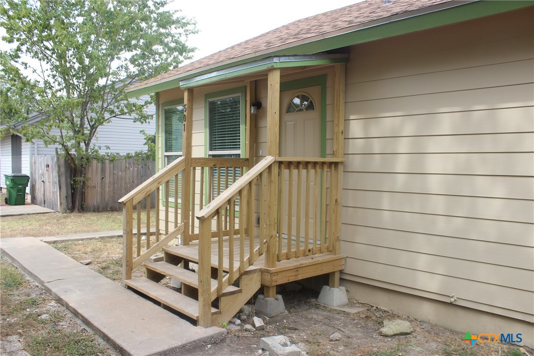 main property photo 25