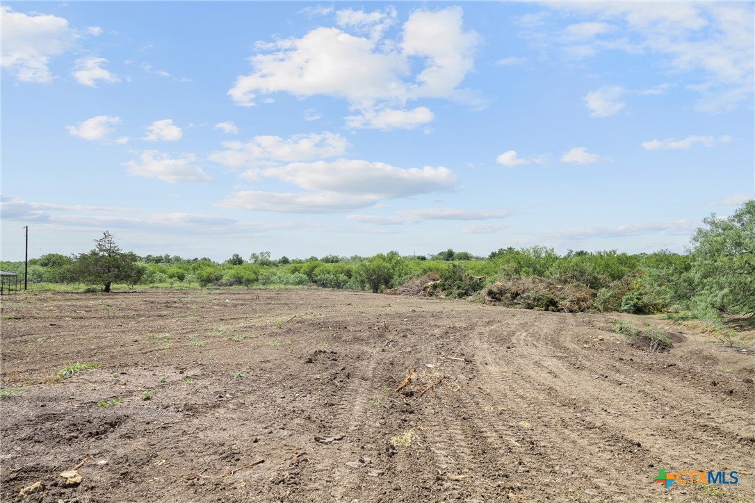 main property photo 10