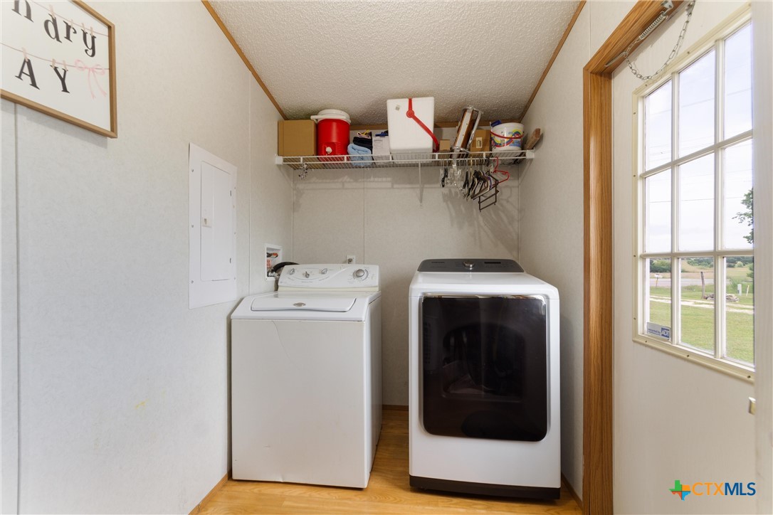 main property photo 18