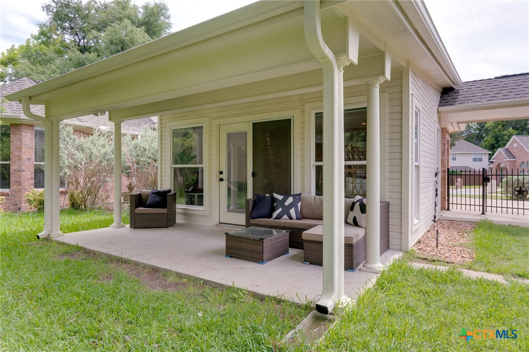 main property photo 28