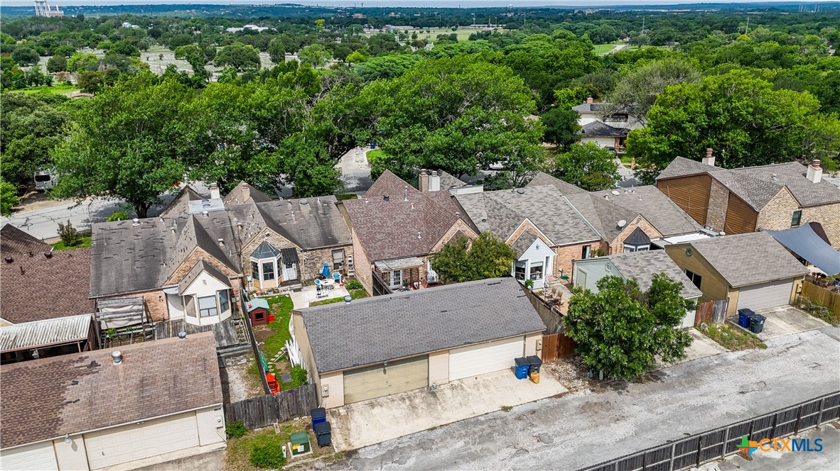 main property photo 41