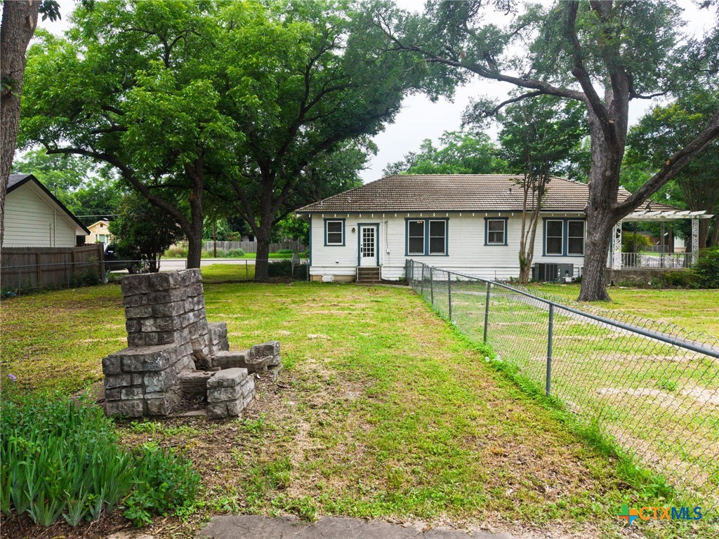 main property photo 29