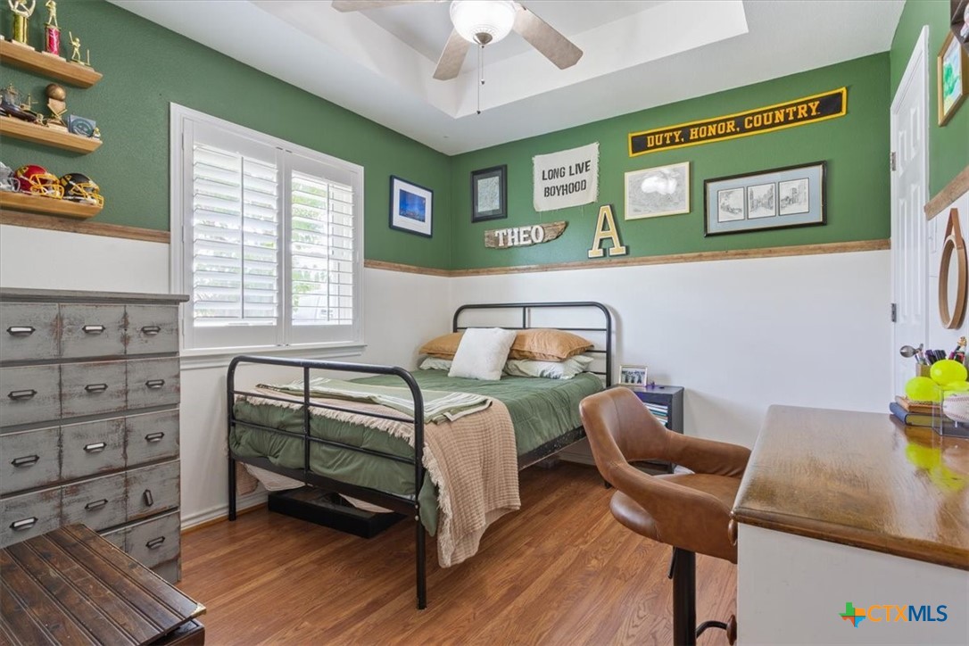 main property photo 23