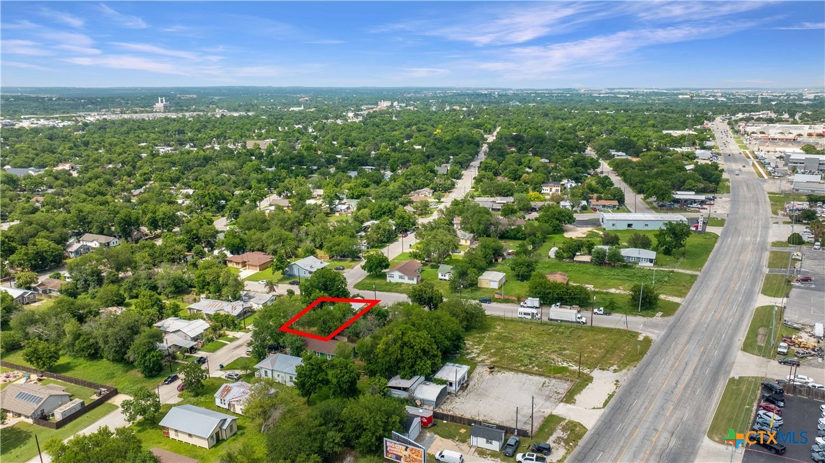 main property photo 37
