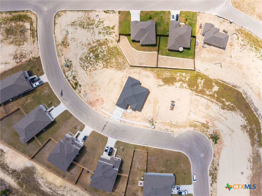main property photo 24