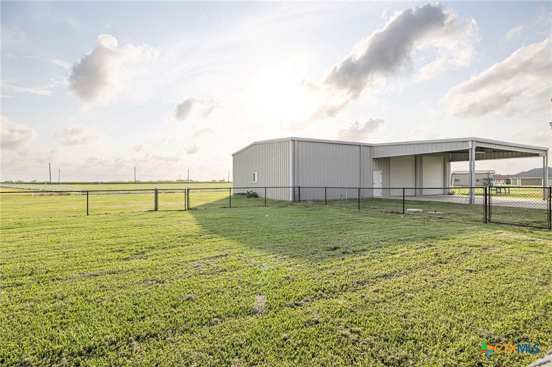 main property photo 15
