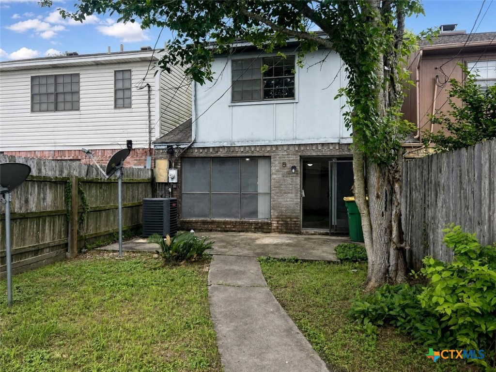 main property photo 19