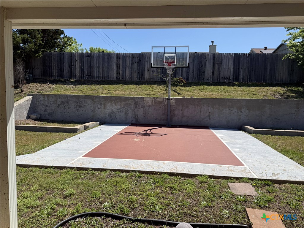 main property photo 15